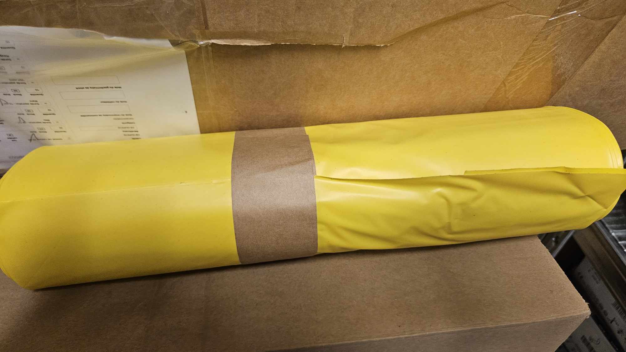 Photo sac linge contaminé jaune